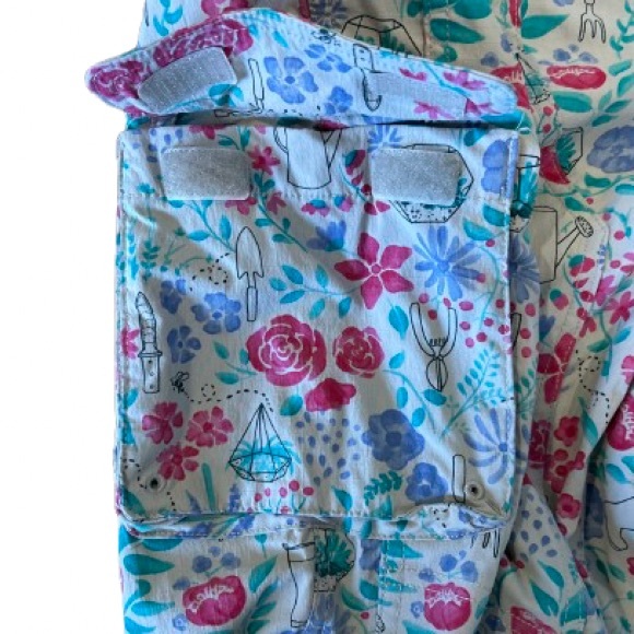 Duluth Trading Co Womens Gray and Pink Floral Patterned Overalls Size Large X 31 - Picture 8 of 16